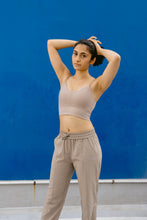 Load image into Gallery viewer, FORM Jogger Pants