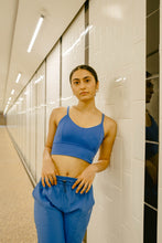 Load image into Gallery viewer, FORM Longline Bra Top