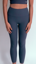 Load image into Gallery viewer, Movement Seamless Ribbed Leggings
